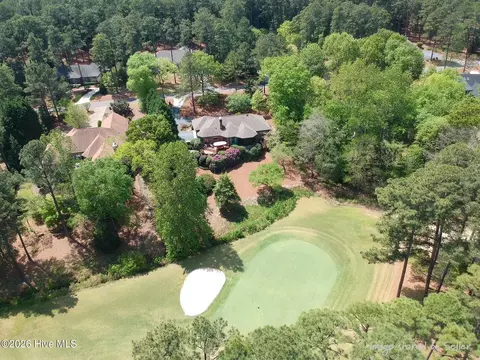 18 Halkirk Dr, Pinehurst, NC 28374