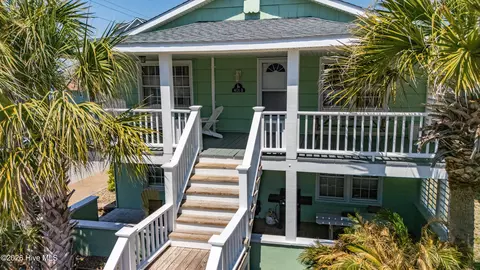 Exterior - 401 E Atlantic Blvd, Atlantic Beach, NC 28512 photo 1 of 15