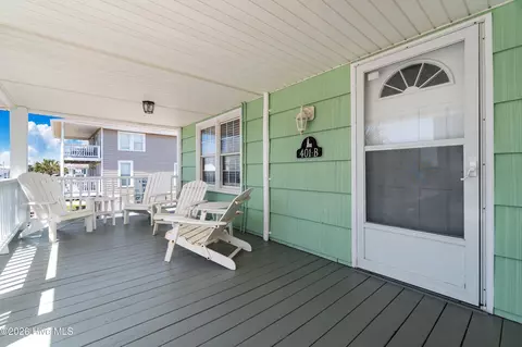 Exterior - 401 E Atlantic Blvd, Atlantic Beach, NC 28512 photo 5 of 15