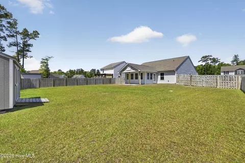 Exterior - 429 Poppleton Dr, Hampstead, NC 28443 photo 4 of 8