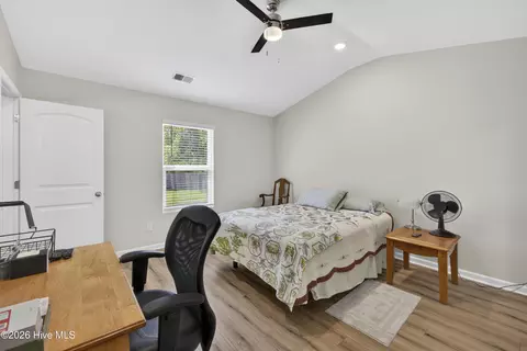 Bedroom - 429 Poppleton Dr, Hampstead, NC 28443 photo 2 of 3