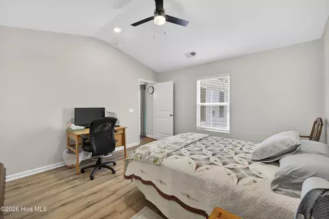 Bedroom - 429 Poppleton Dr, Hampstead, NC 28443 photo 3 of 3