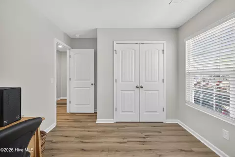 Entry Way - 429 Poppleton Dr, Hampstead, NC 28443 photo 2 of 2