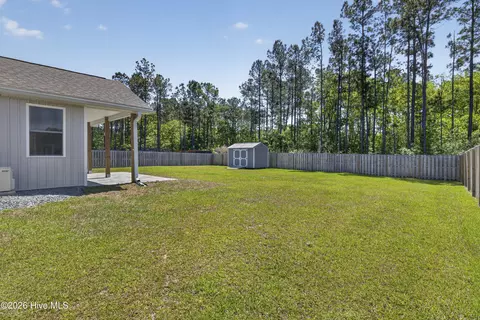Exterior - 429 Poppleton Dr, Hampstead, NC 28443 photo 2 of 8