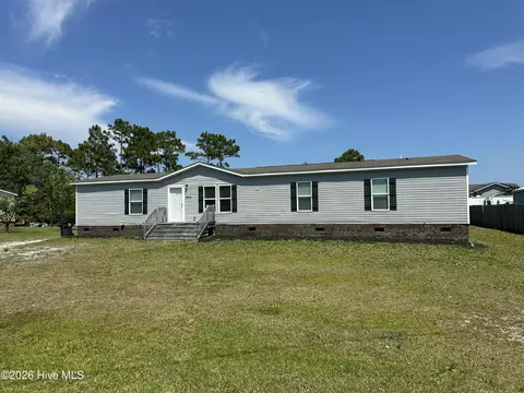 4214 8th St SE, Southport, NC 28461