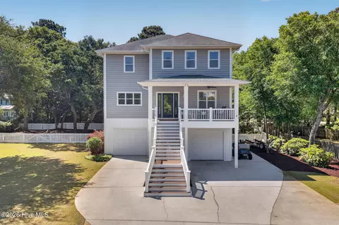 904 Tarpon Dr, Wilmington, NC 28409