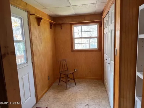 Entry Way - 34 Towhee Ln, Murphy, NC 28906 photo 1 of 1