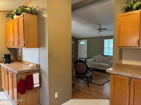 Kitchen - 34 Towhee Ln, Murphy, NC 28906 photo 1 of 5