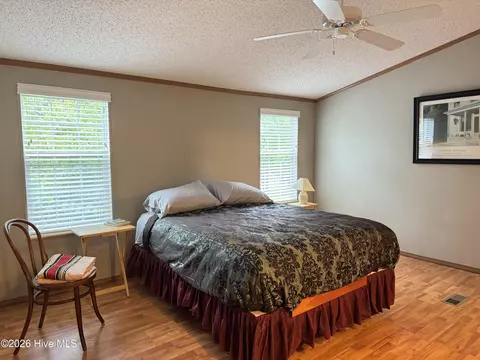 Bedroom - 34 Towhee Ln, Murphy, NC 28906 photo 3 of 6