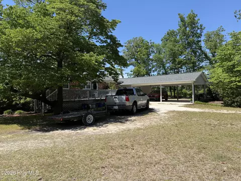 Exterior - 3731 Marsh Rd, Bladenboro, NC 28320 photo 3 of 4