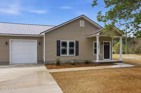 128 Macdonald Blvd, Havelock, NC 28532