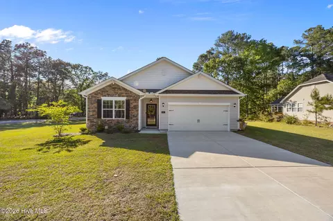 801 Crane Dr, New Bern, NC 28560