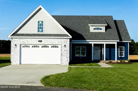 2754 Whitaker Glen Dr, Farmville, NC 27828