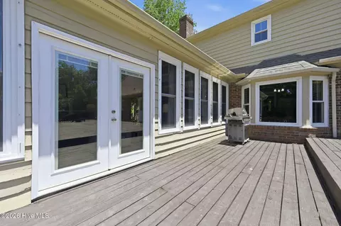 Exterior - 444 E Creekview Dr, Hampstead, NC 28443 photo 15 of 17