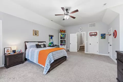 Bedroom - 444 E Creekview Dr, Hampstead, NC 28443 photo 10 of 11