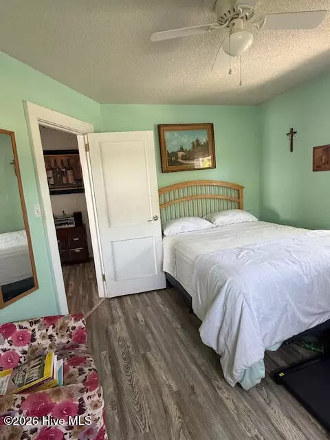 Bedroom - 110 Beech Tree Dr, Shiloh, NC 27974 photo 2 of 2