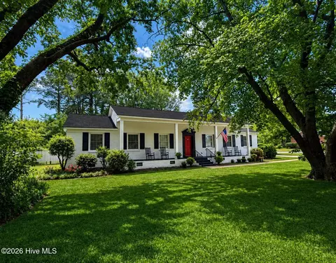 200 Lee St, Greenville, NC 27858