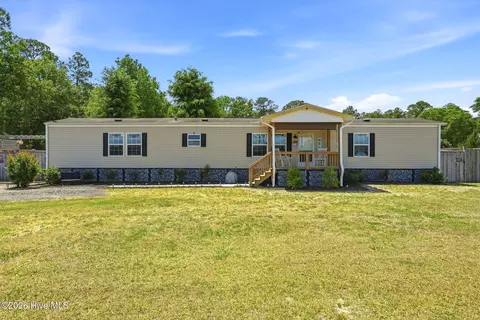 227 Old Fayetteville Rd, Leland, NC 28451