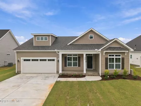 1709 Dew Meadow Dr, Winterville, NC 28590