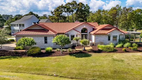 104 Core Dr W #& BOAT  16, Morehead City, NC 28557