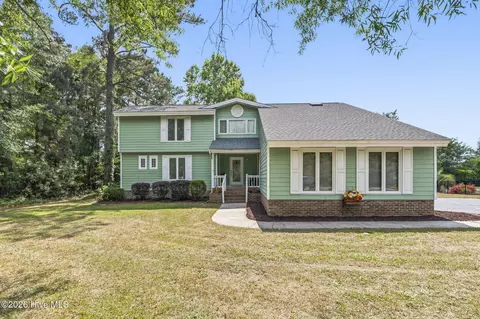 8114 Timber Ridge Rd, Conway, SC 29526