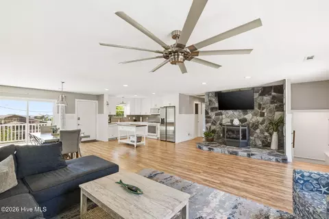 710 Hughes Rd, Hampstead, NC 28443 photo 23