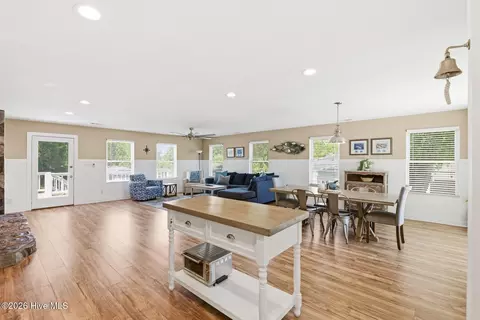 710 Hughes Rd, Hampstead, NC 28443 photo 18