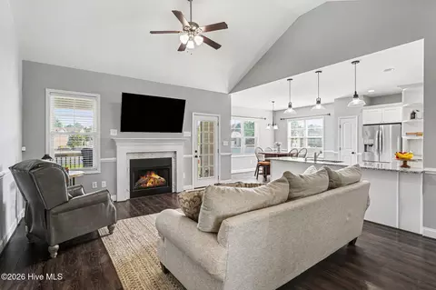 96 Oakley Dr, Princeton, NC 27569