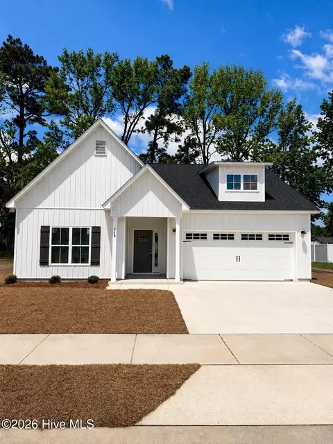 319 Mangrove Ct, Ayden, NC 28513