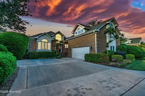 907 Shoal Creek Pl, Wilmington, NC 28405