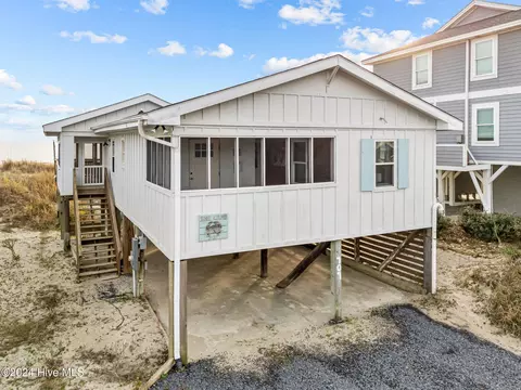 707 W Beach Dr, Oak Island, NC 28465