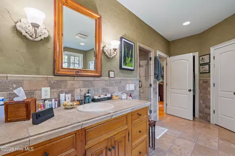 Bath - 1650 Youngs Rd, Vass, NC 28394 photo 3 of 11