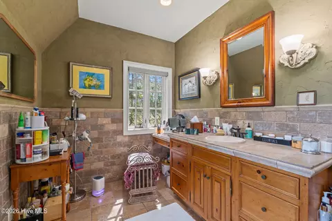 Bath - 1650 Youngs Rd, Vass, NC 28394 photo 2 of 11