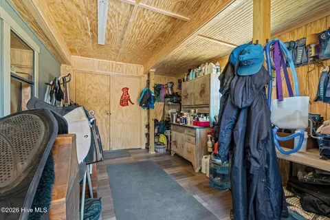 Entry Way - 1650 Youngs Rd, Vass, NC 28394 photo 6 of 6