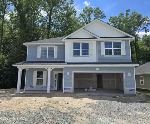 102 Fishing Creek Dr, New Bern, NC 28562
