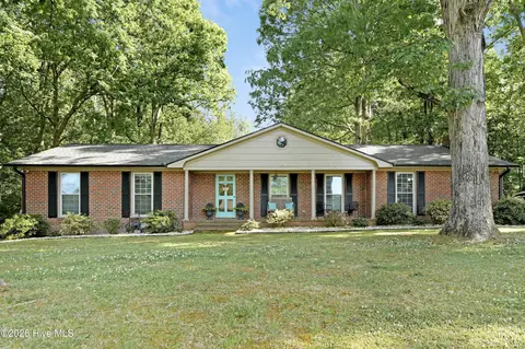 281 Greenbrier Rd, Tarboro, NC 27886