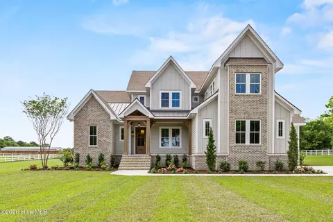 523 Ballast Point Rd, Hampstead, NC 28443
