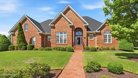 2025 Cornerstone Dr, Winterville, NC 28590