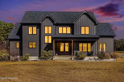 7839 Raleigh Rd, Benson, NC 27504