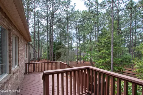 Exterior - 2 Interlachon Dr, Pinehurst, NC 28374 photo 4 of 8