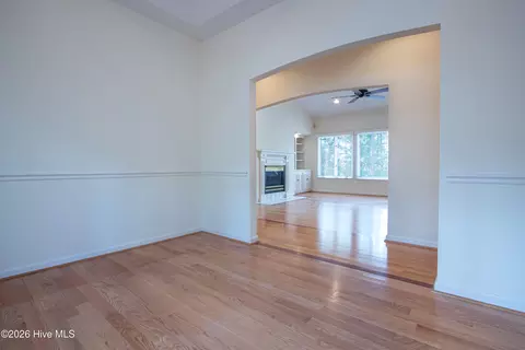 Living - 2 Interlachon Dr, Pinehurst, NC 28374 photo 3 of 4