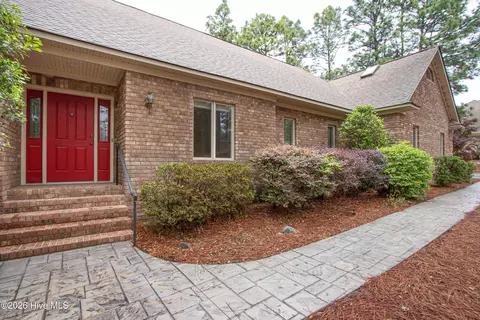 Exterior - 2 Interlachon Dr, Pinehurst, NC 28374 photo 2 of 8