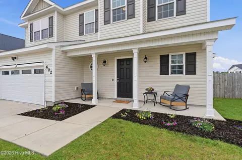602 Ranch Hand Ln, Jacksonville, NC 28546