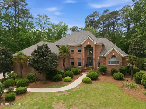 104 York Ct, Chocowinity, NC 27817