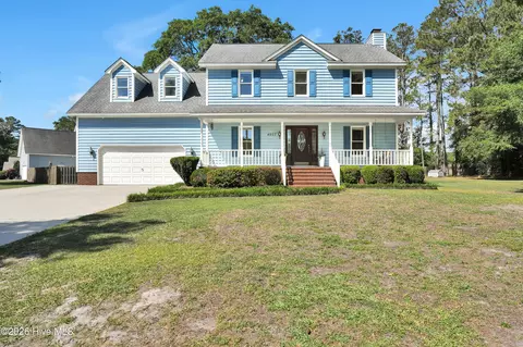 4927 Woodcrest Dr, Castle Hayne, NC 28429