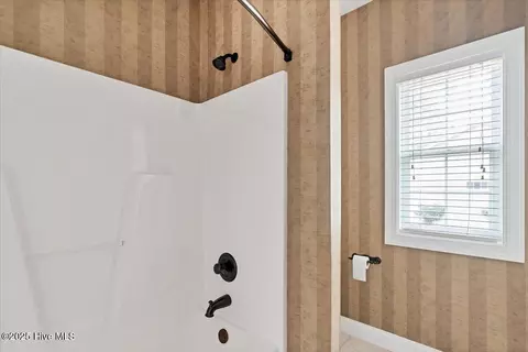 Bath - 8 Rutledge Ln, Pinehurst, NC 28374 photo 6 of 7