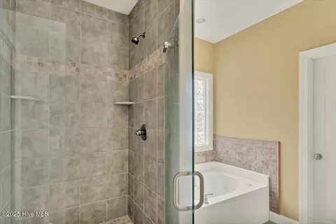 Bath - 8 Rutledge Ln, Pinehurst, NC 28374 photo 3 of 7