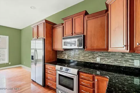 Kitchen - 8 Rutledge Ln, Pinehurst, NC 28374 photo 6 of 6