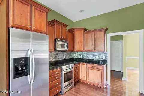 Kitchen - 8 Rutledge Ln, Pinehurst, NC 28374 photo 3 of 6