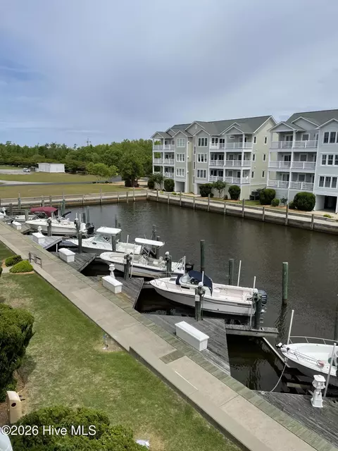 417 Captains Cv UNIT D, Edenton, NC 27932